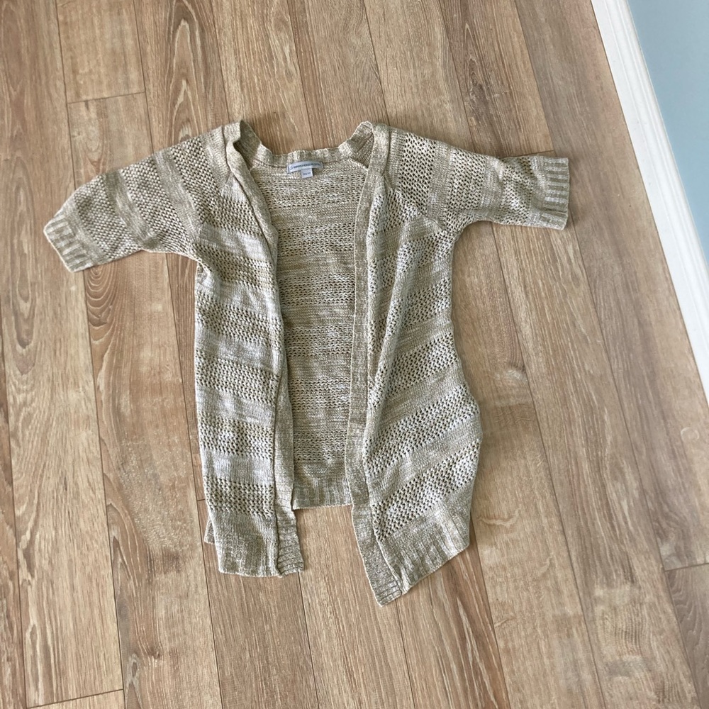 5 for $25! XS knit sweater